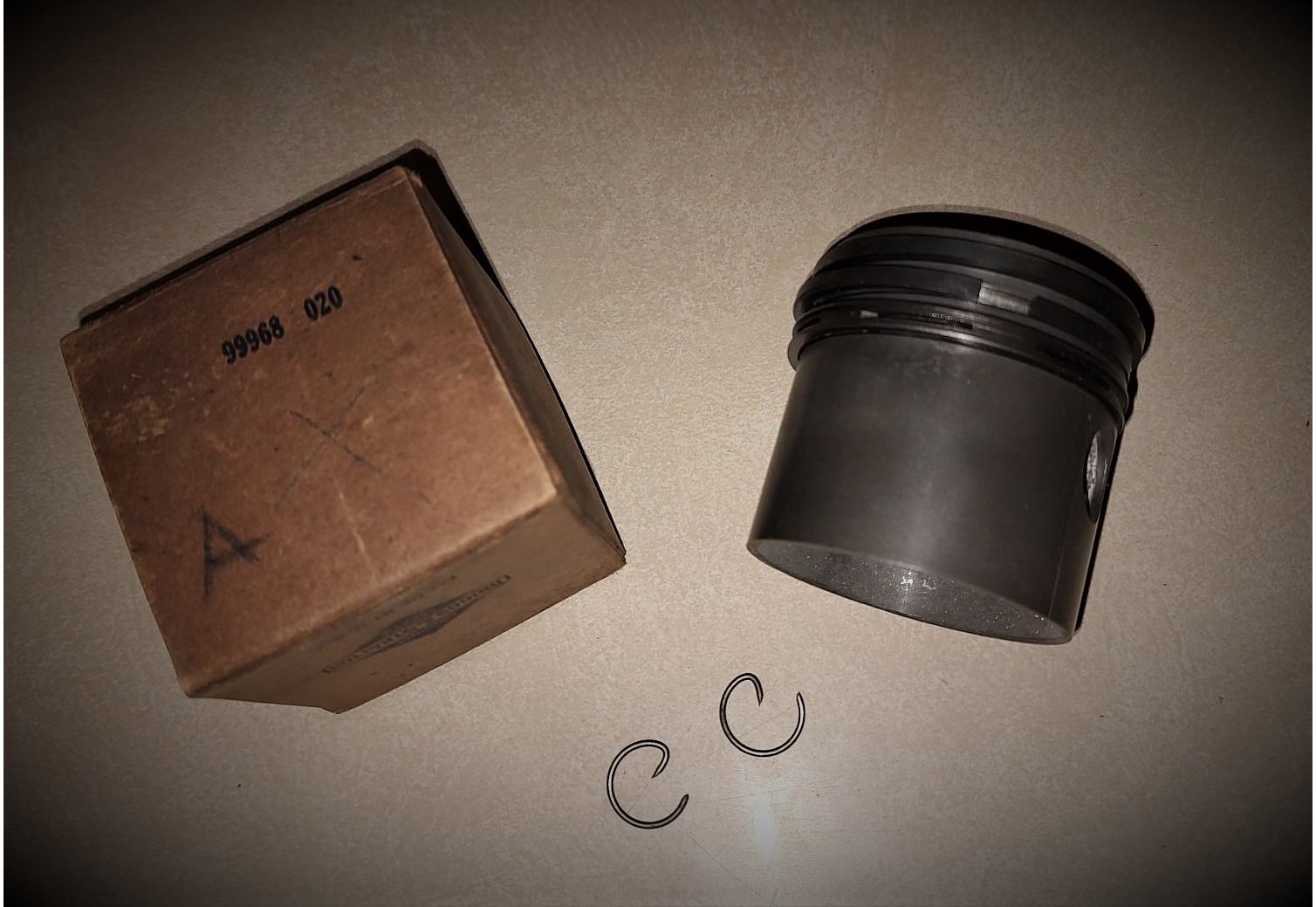 Briggs Model A Parts 99968 Briggs & Stratton Engine Piston & Rings